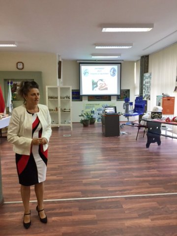 „Nyitnikék” - Empátia az ápolásban szakmai kiállítás 14